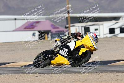 media/Jan-15-2026-Racers Edge (Thu) [[dfebeb70ab]]/2-A Group/Session 3 (Turn 16)/